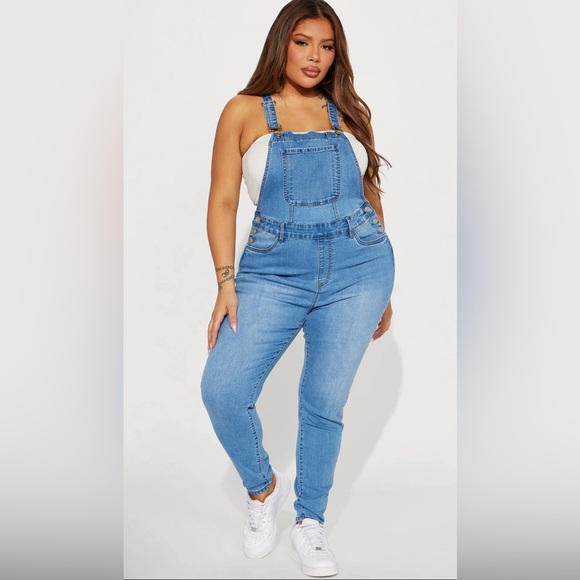 Women’s Skinny Jeans Overalls - Picture 1 of 6